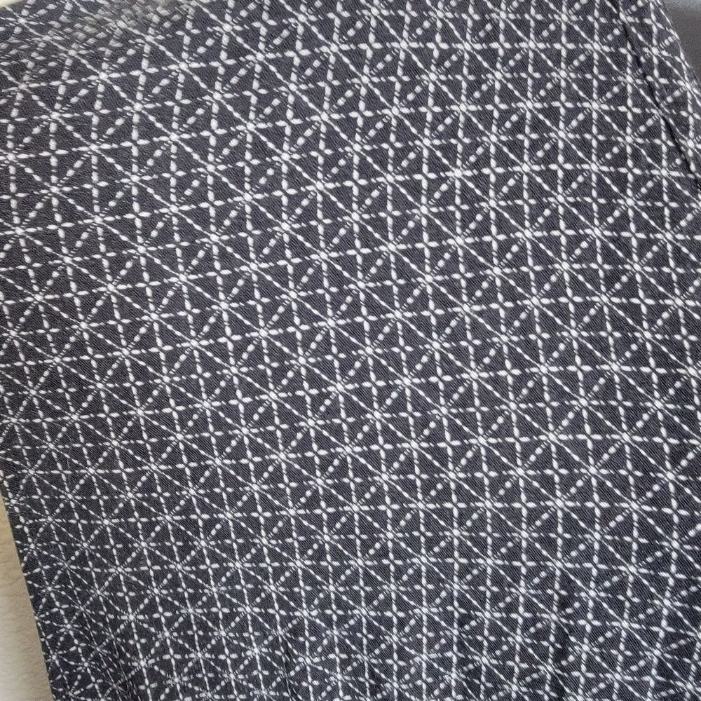 Torrid Border Print Challis Button Front Romper 6… - image 4